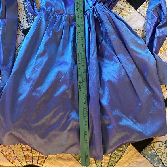Vintage Dress Catherine Regehr 100% Silk Metallic Blue Stunning Size P (Small) - Picture 8 of 16